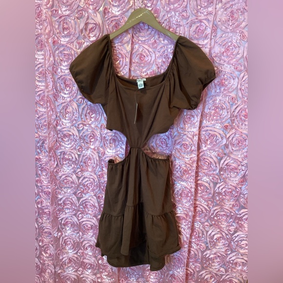 🐣  Trendy Baby Doll Style Peasant Dress ~ NWT - Picture 5 of 5